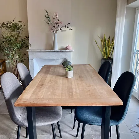 Promenade Sur Les Toits Apartamento *